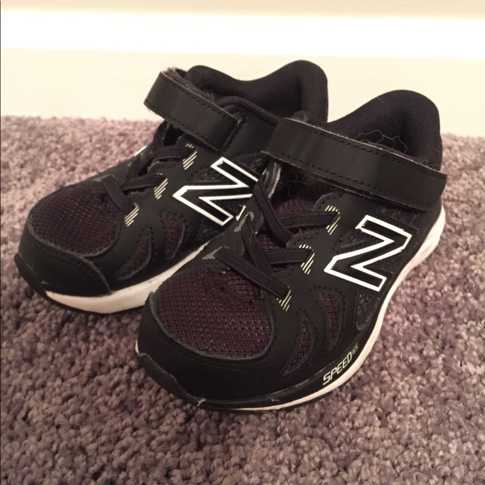 New Balance shoes toddler US 9